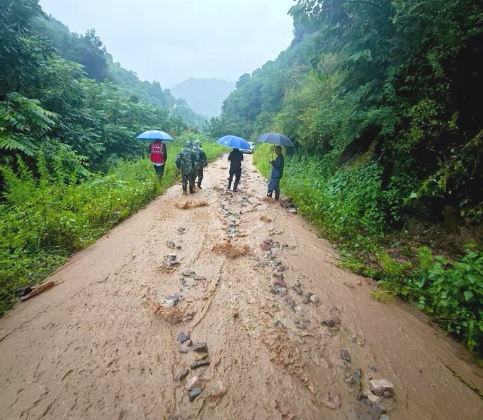 1756867939600055327.jpg 44.jpg